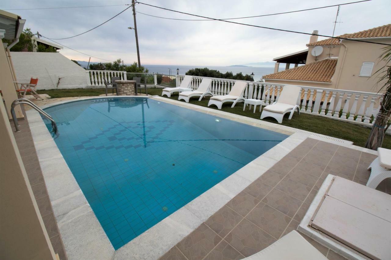 Villa De La Mer Agios Stefanos Avliotes  Exterior photo